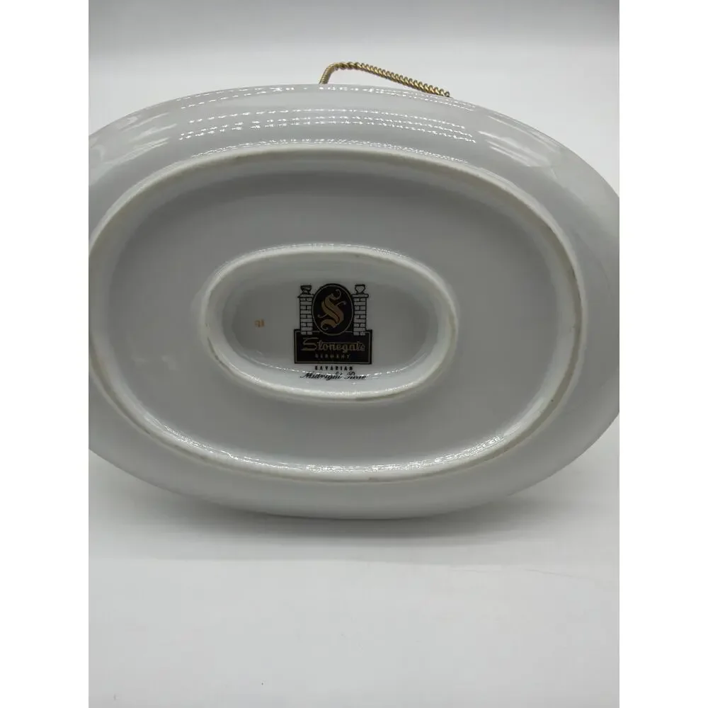 STONEGATE MIDNIGHT ROSE GRAVY BOAT‎ ON PLATTER